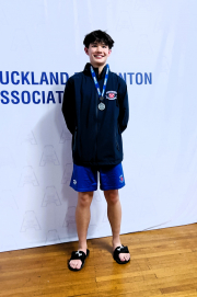 Rosmini competes in Auckland Badminton Champs