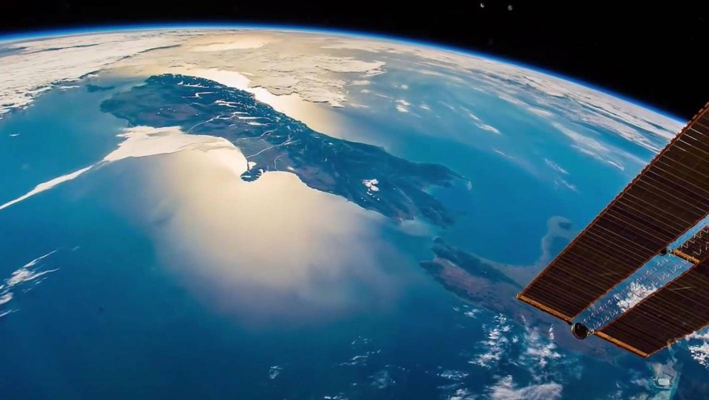 Rosmini launches satellite project